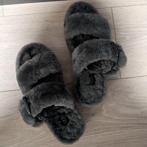 Ugg Fuzzy Sandals
